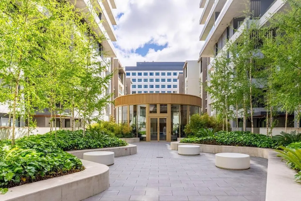 Modern Three Bedroom Apartment In Turner Canberra
